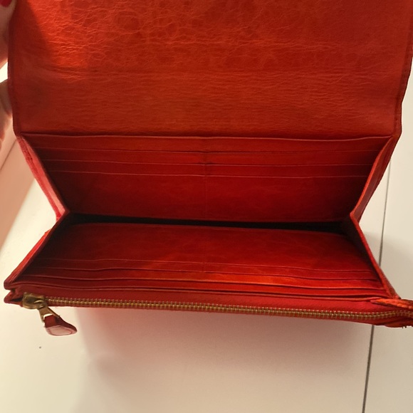 Authentic Balenciaga Tomato Red Wallet - used but broken in and soft! - Picture 4 of 7